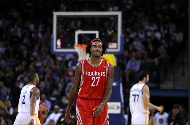 九游体育-当年在火箭效力过的“犀利哥”乔丹-希尔退役后在干什么?