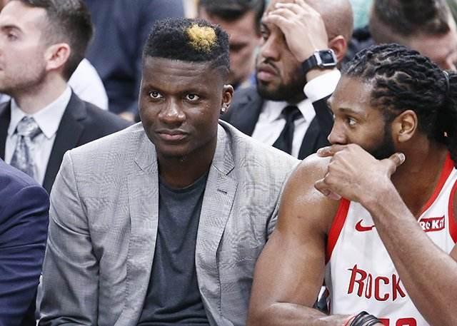 九游体育-8人加盟球队!火箭队休赛期补强联盟第1?斯通为航天城送出大礼