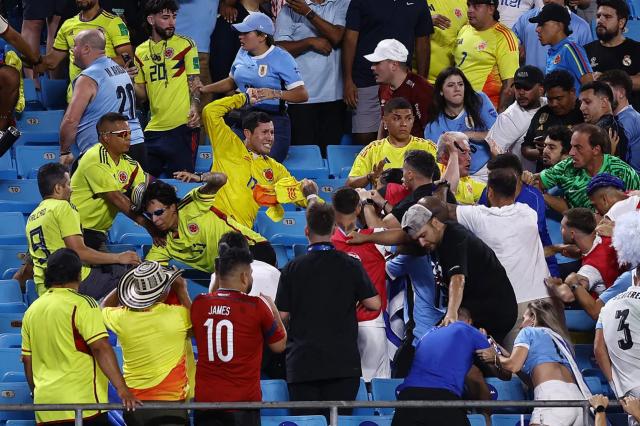 九游体育-看台冲突因何而起？希门尼斯：球迷攻击我们的家人