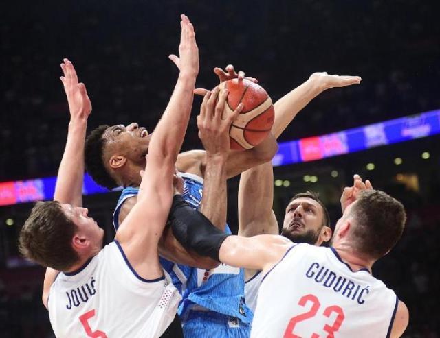 1721721512169062773.jpg 九游体育-超巨对决!塞尔维亚男篮最后一场热身赛碾压希腊