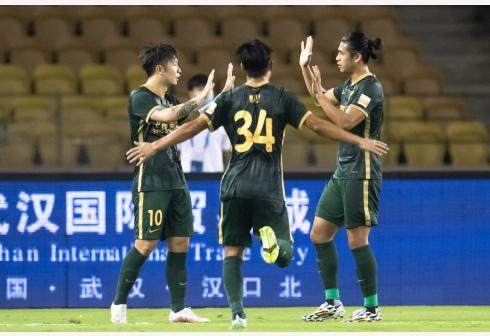 1663213068760038644.jpg 比分直播-张稀哲追平队史联赛进球纪录 新帅盼他更进一步