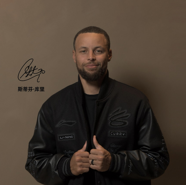 九游体育app下载-反转!李宁签下库里,击败大热门安踏|斯蒂芬·库里|篮球|李宁(LI-NING)|NBA总冠军|nba_新浪体育_新浪新闻