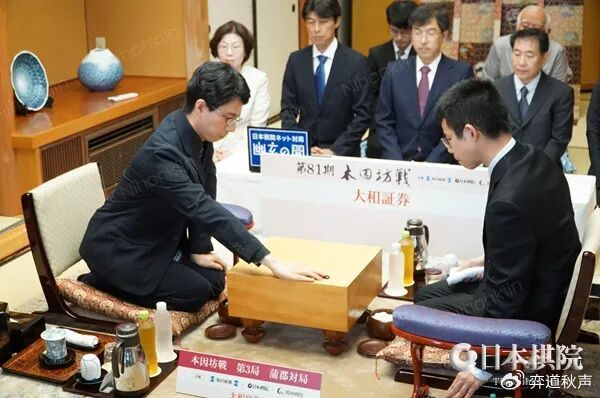 比分直播-一场完胜 一力辽降服航太朗攻下本因坊战天王山 距四连霸一步之遥|福冈航太朗|挑战赛|本因坊挑战赛|平田智也|春兰杯_新浪体育_新浪新闻